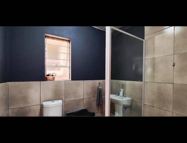 2 BEDROOM APARTMENT FOR SALE IN ALBERTSDAL